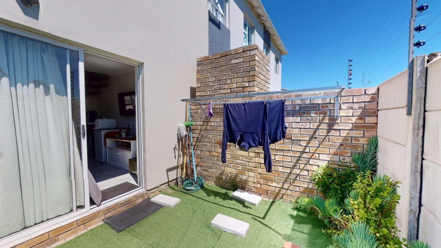 3 Bedroom Property for Sale in Fairview Eastern Cape